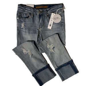 Nwt Joe's Jeans Jane Distressed Cuffed Jeans 10